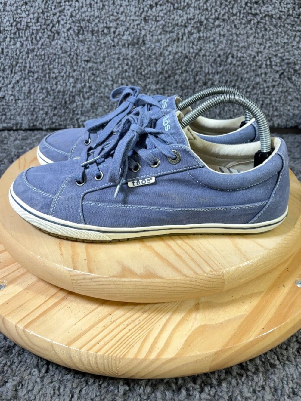 Taos Moc Star Sneakers Womens Size 9.5 Blue Canvas Low Top Casual Comfort Shoes